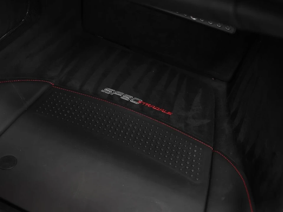 2023 Ferrari SF90 Stradale - Image 21 of 31