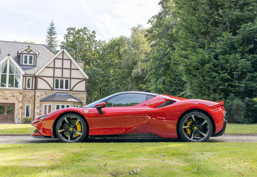 2023 Ferrari SF90 Stradale - Image 8 of 31