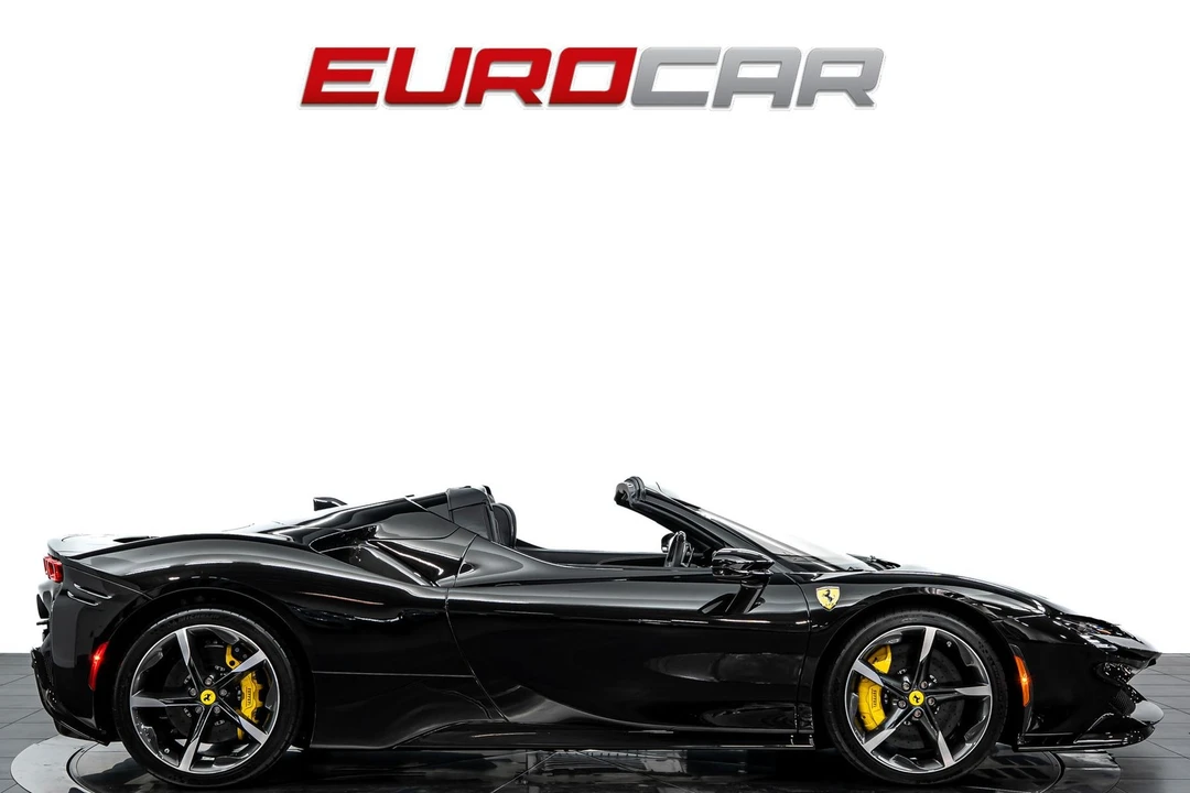 2023 Ferrari SF90 Spider - Image 7 of 31