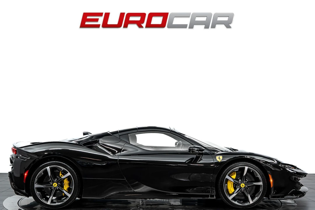 2023 Ferrari SF90 Spider - Image 8 of 31