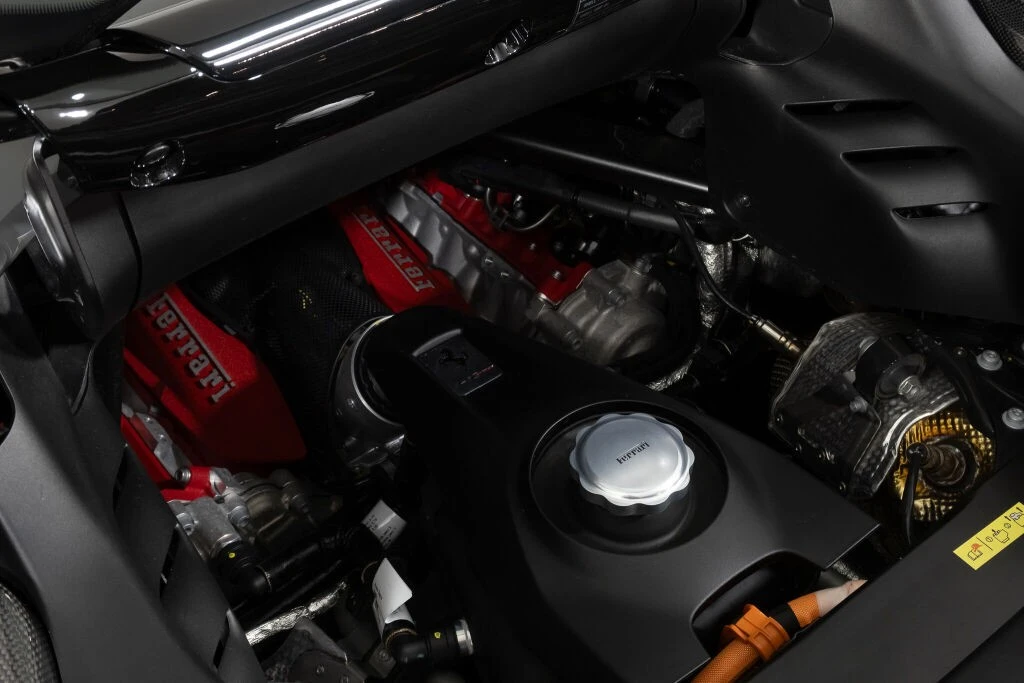 2023 Ferrari SF90 Spider - Image 22 of 31