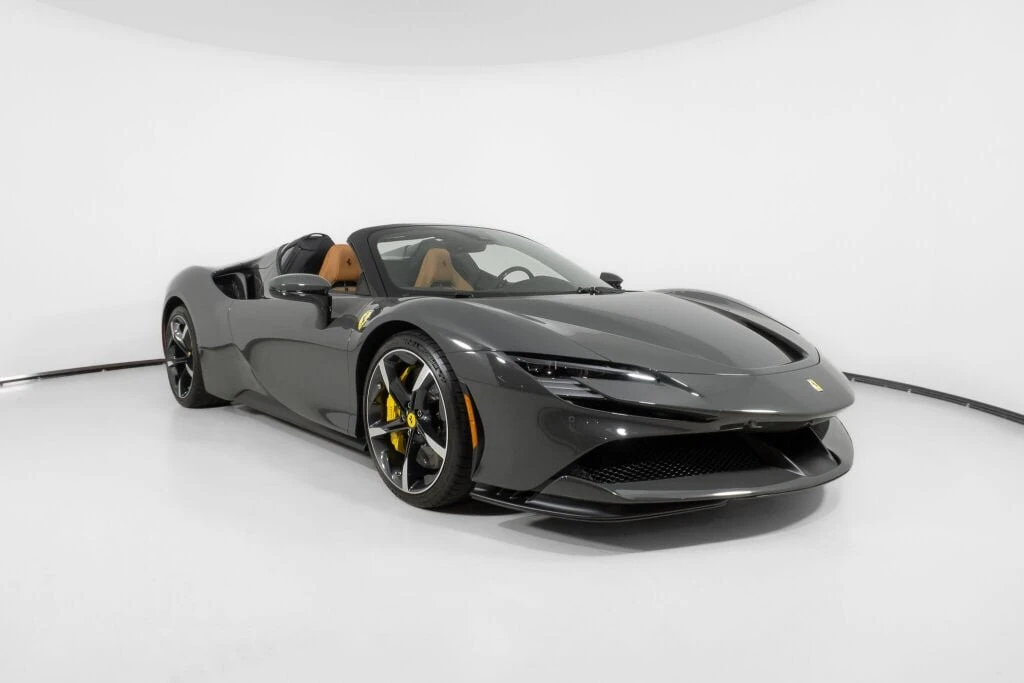 2023 Ferrari SF90 Spider - Image 7 of 31
