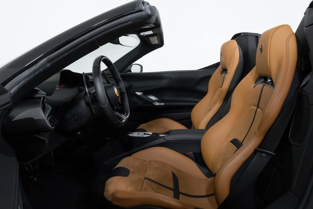 2023 Ferrari SF90 Spider - Image 13 of 31