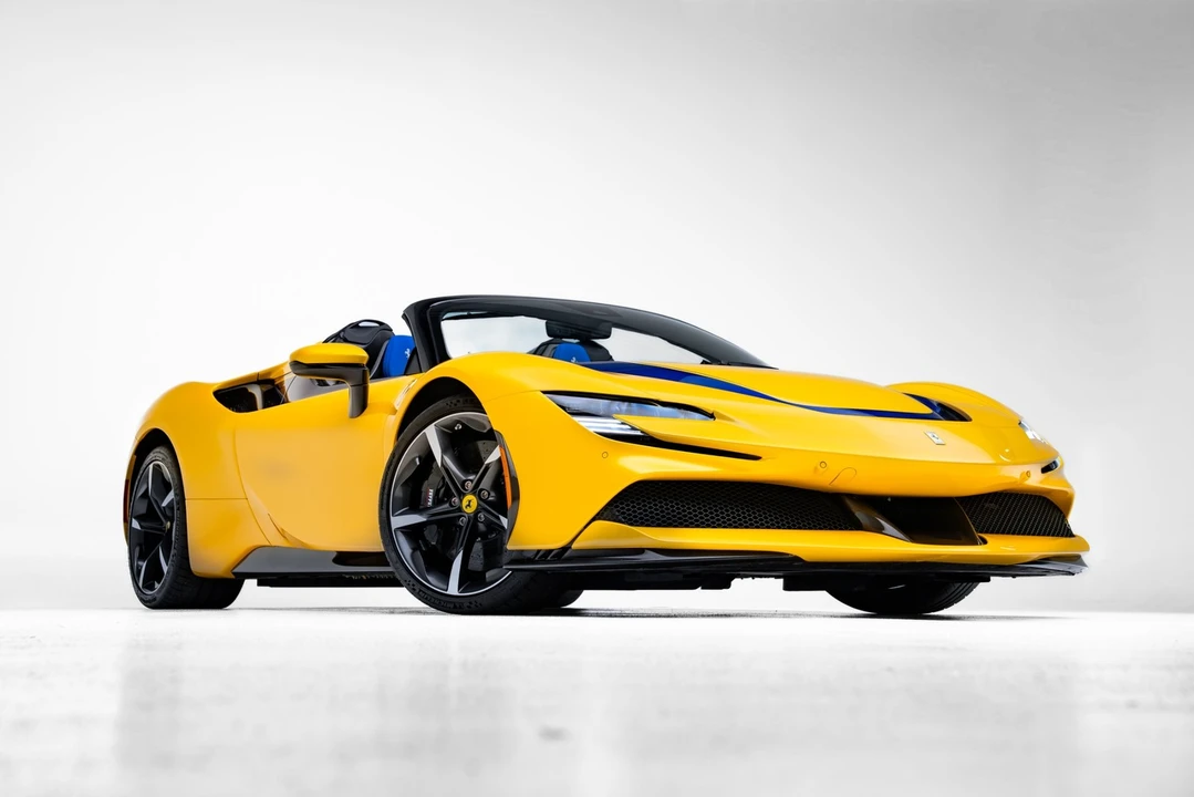 2023 Ferrari SF90 Spider - Image 27 of 31