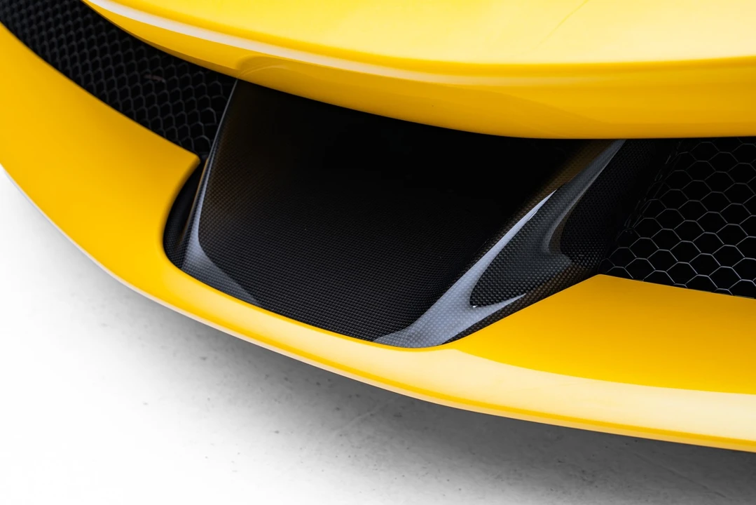 2023 Ferrari SF90 Spider - Image 17 of 31