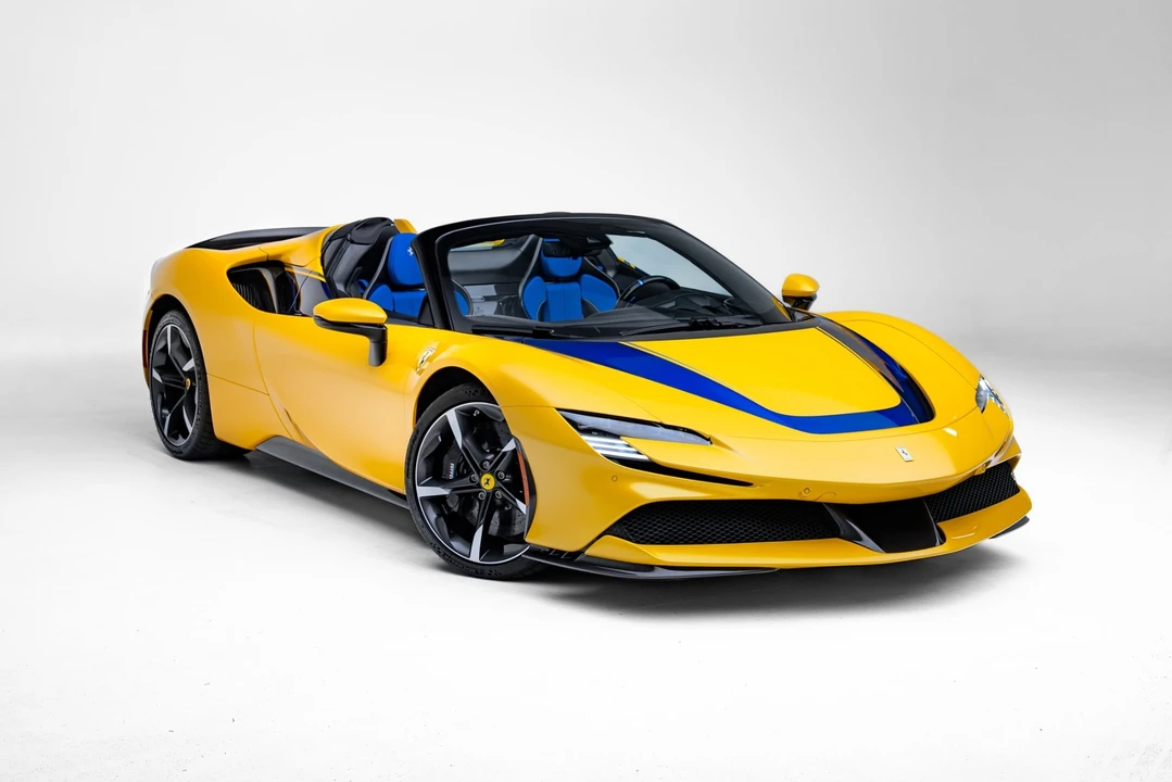 2023 Ferrari SF90 Spider - Image 28 of 31