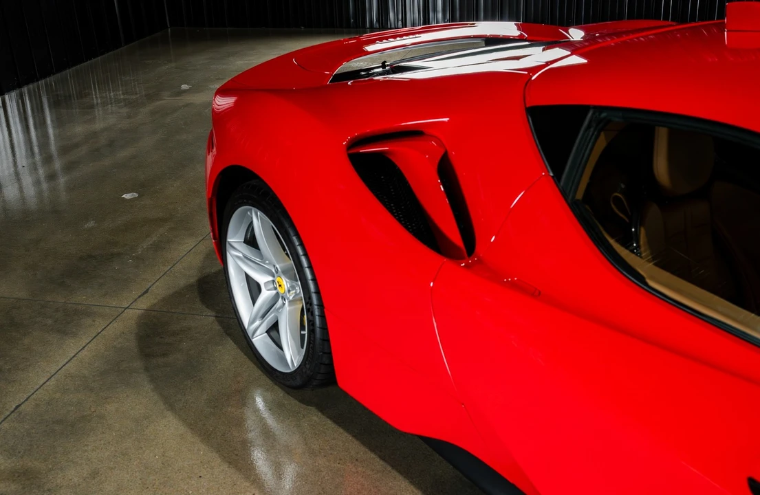 2023 Ferrari SF90 Stradale - Image 19 of 31