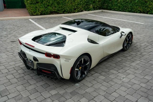 2023 Ferrari - Image 28 of 31