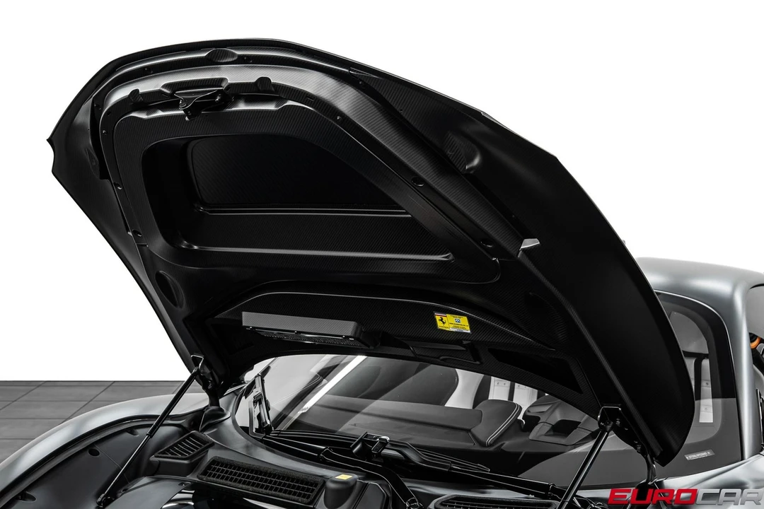 2023 Ferrari SF90 Stradale - Image 10 of 31