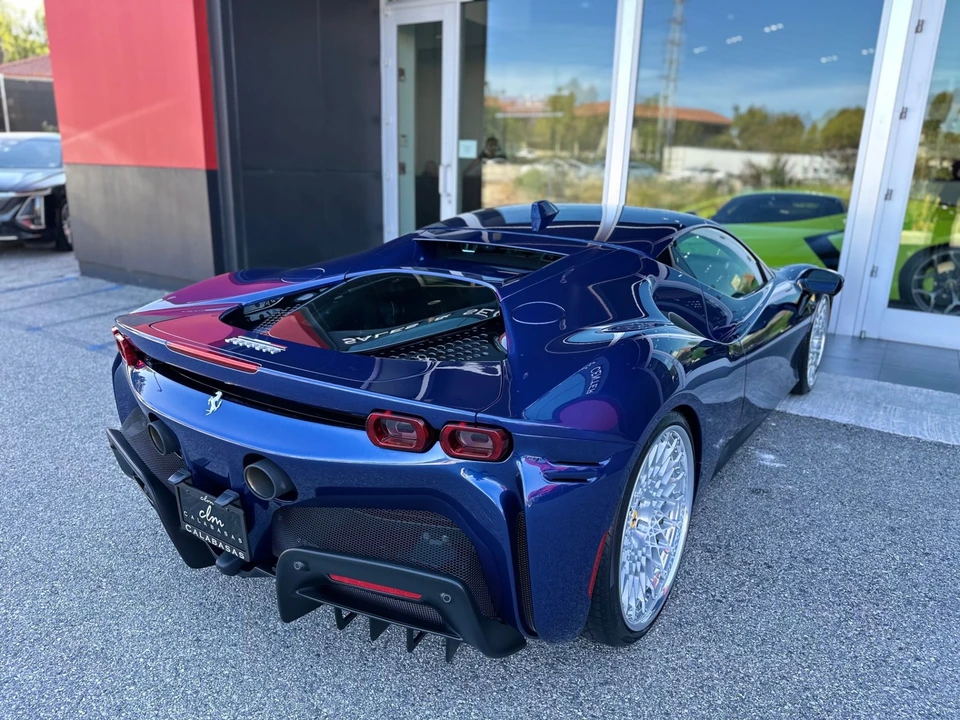 2023 Ferrari SF90 Stradale - Image 21 of 29