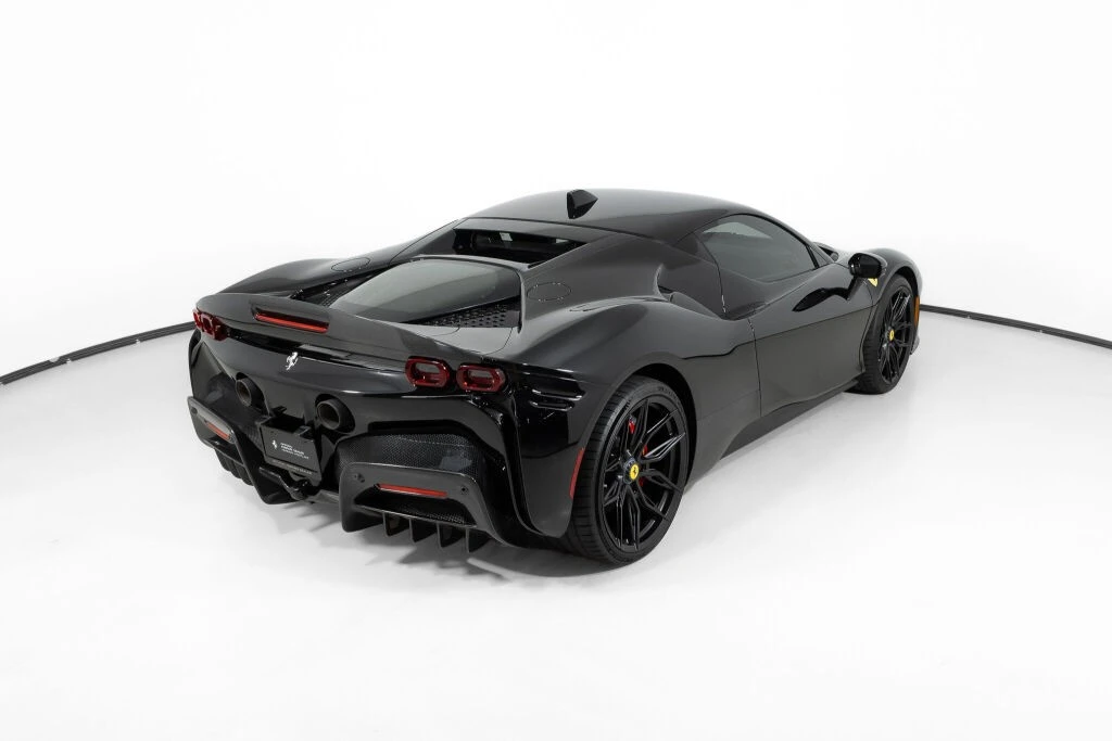 2023 Ferrari SF90 Stradale - Image 19 of 31