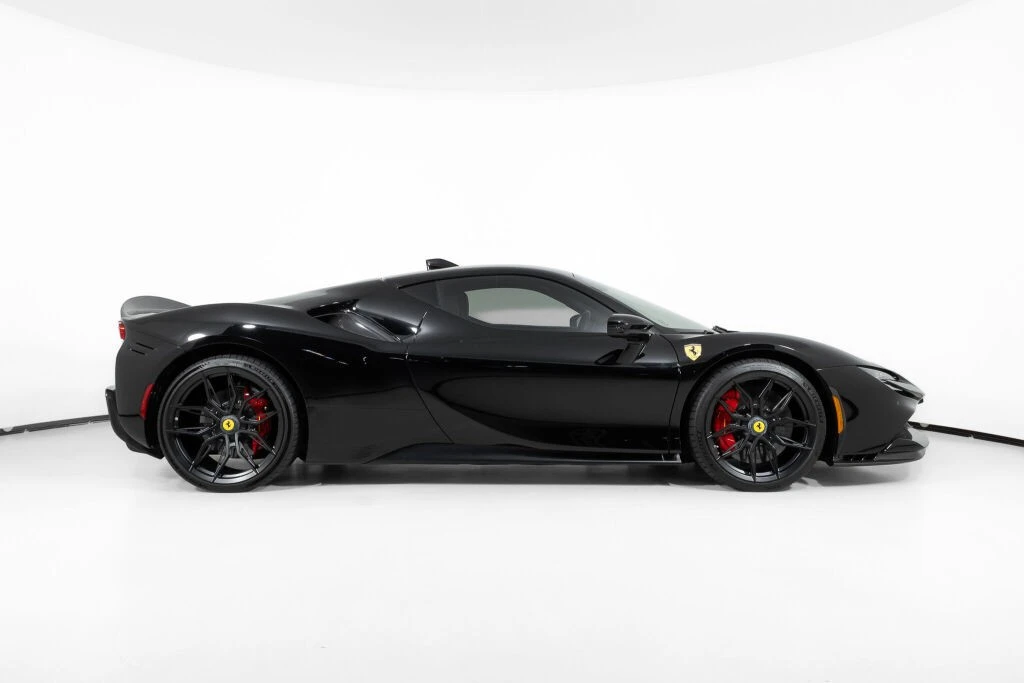 2023 Ferrari SF90 Stradale - Image 10 of 31