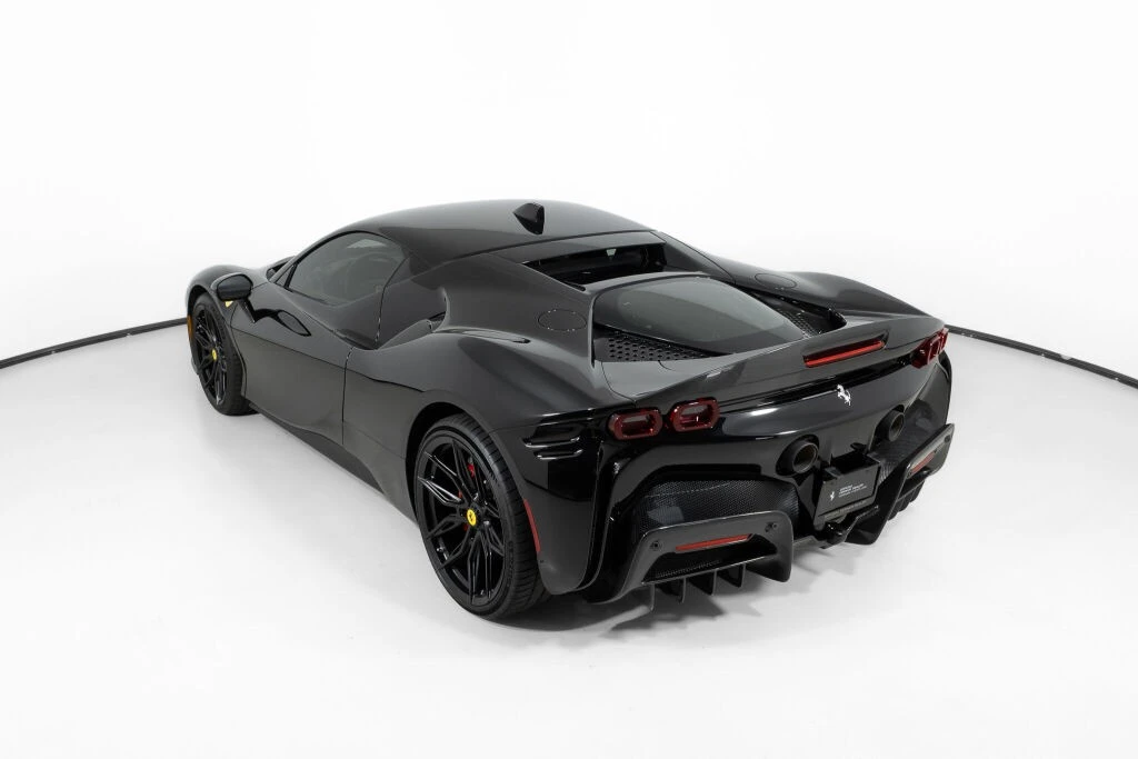 2023 Ferrari SF90 Stradale - Image 17 of 31