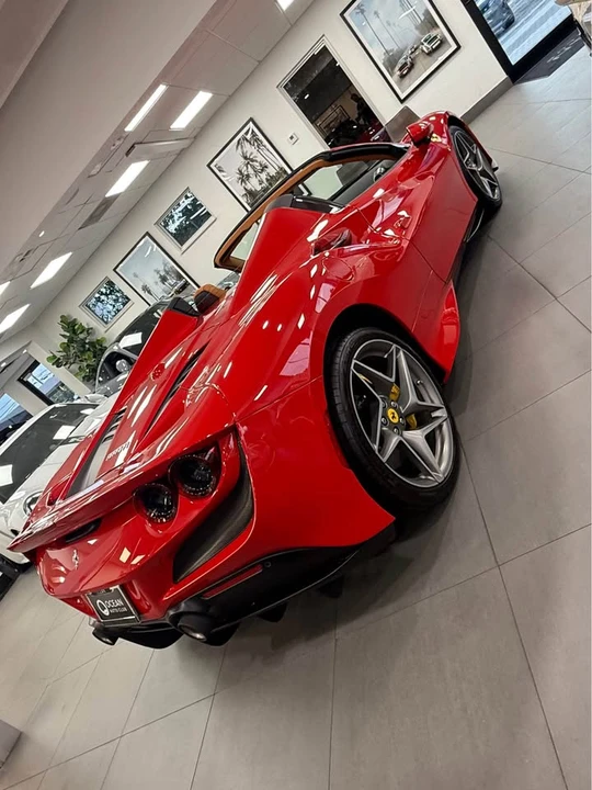 2023 Ferrari F8 Spider - Image 4 of 4