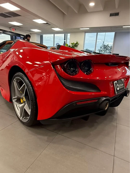 2023 Ferrari F8 Spider - Image 2 of 4