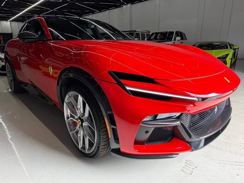 2023 Ferrari Purosangue - Image 5 of 17