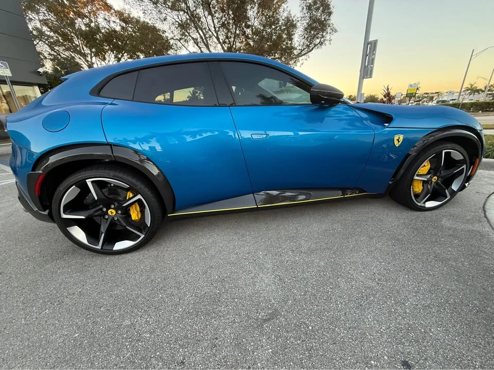 2023 Ferrari Purosangue - Image 8 of 20