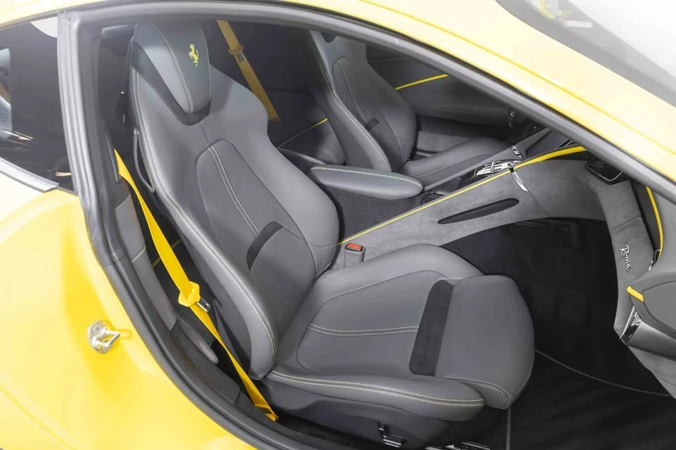 2023 Ferrari Roma - Image 15 of 19