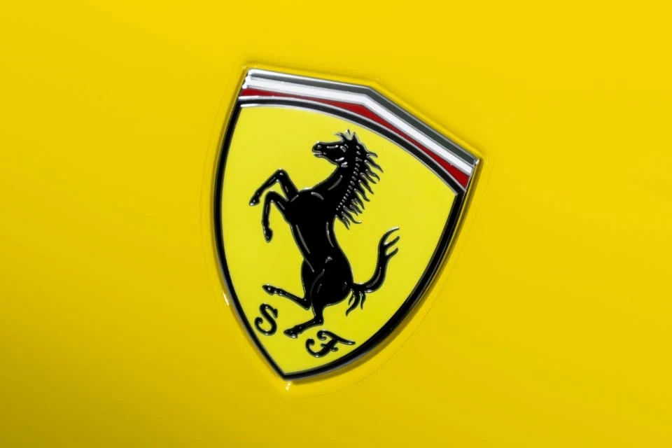 2023 Ferrari Roma - Image 9 of 19