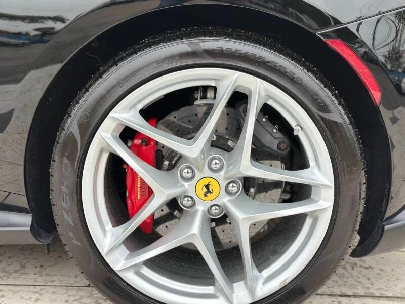 2023 Ferrari Roma - Image 11 of 20