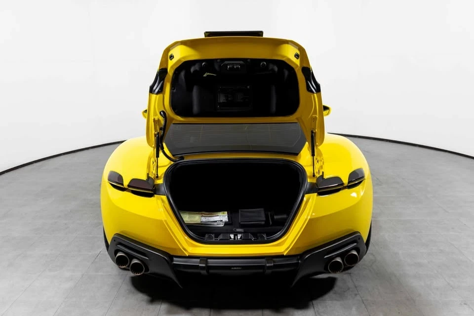 2023 Ferrari Roma - Image 7 of 19