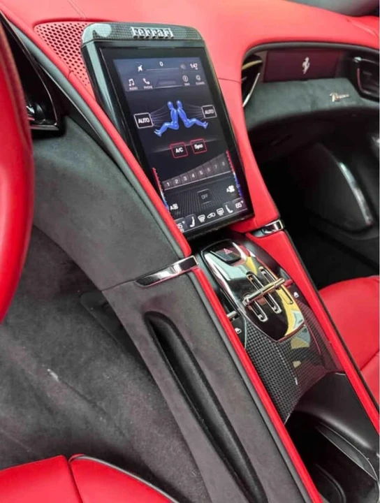 2023 Ferrari Roma - Image 6 of 7