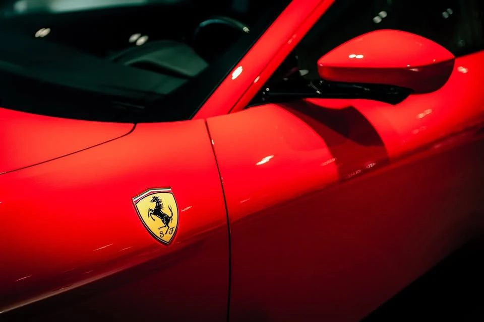 2023 Ferrari Roma - Image 14 of 19