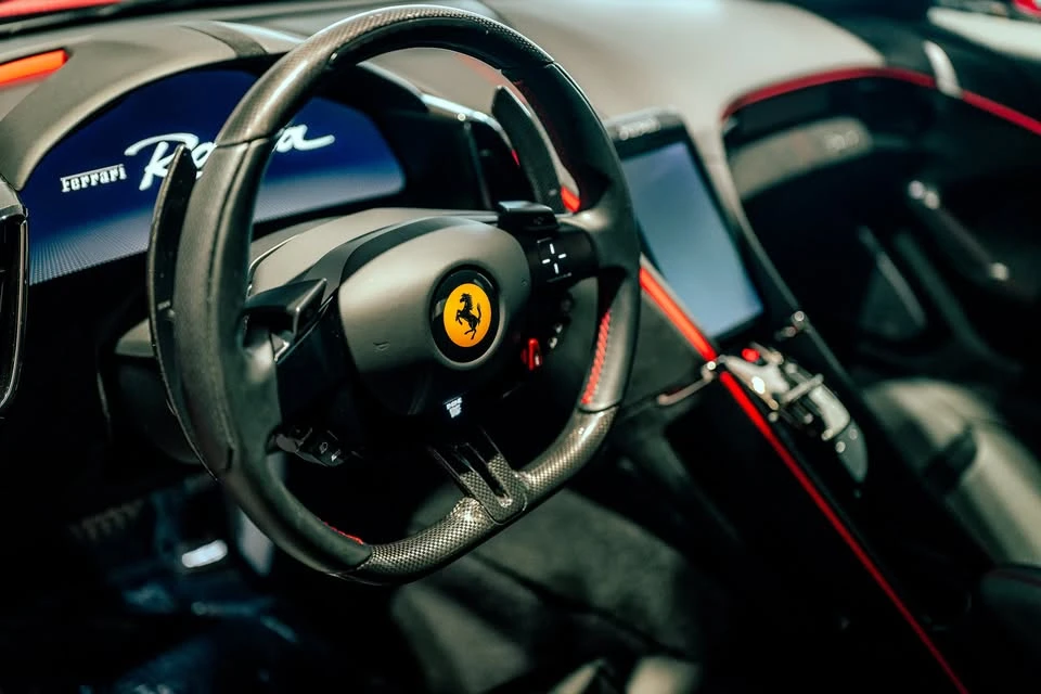 2023 Ferrari Roma - Image 2 of 19