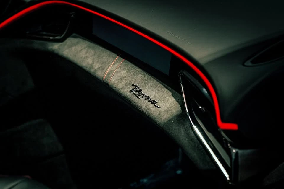 2023 Ferrari Roma - Image 6 of 19