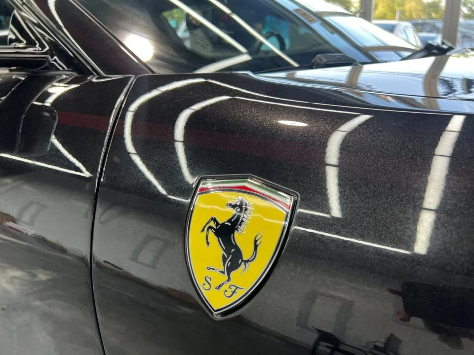 2023 Ferrari Roma - Image 19 of 20