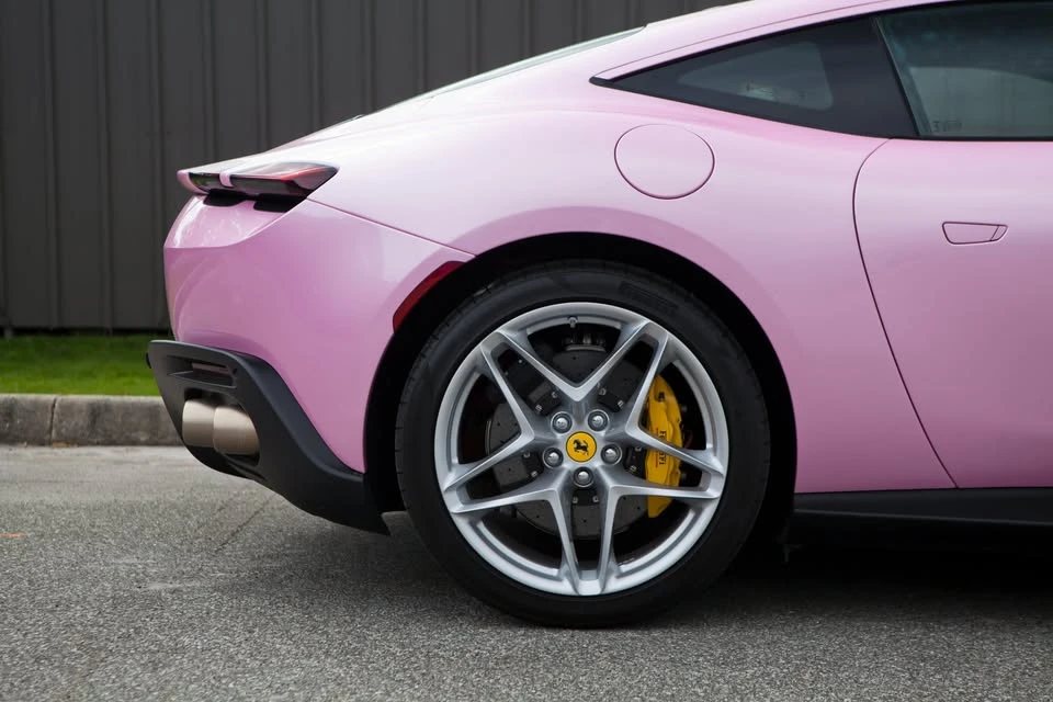 2023 Ferrari Roma - Image 10 of 19
