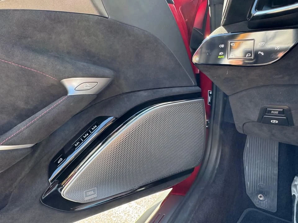 2023 Ferrari Roma - Image 13 of 20
