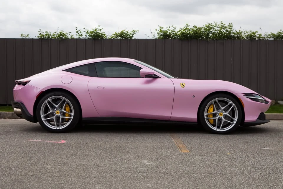 2023 Ferrari Roma - Image 11 of 19