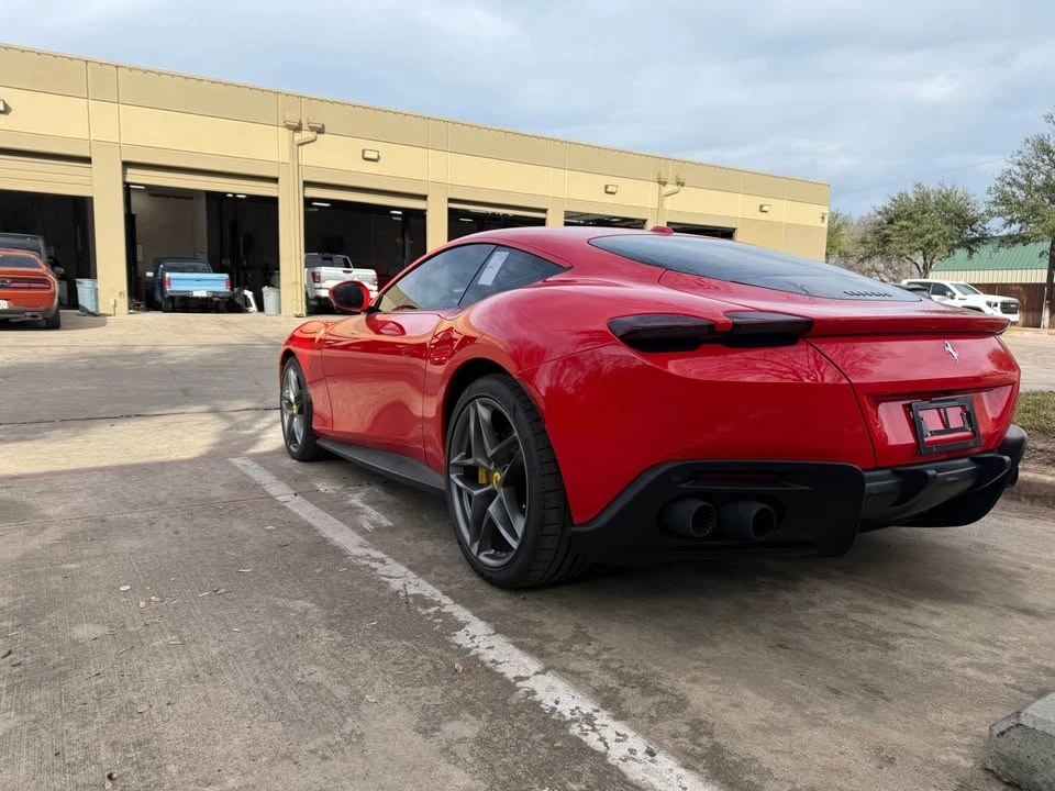 2023 Ferrari Roma - Image 3 of 19