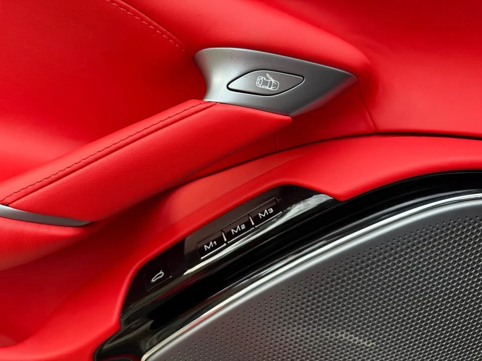 2023 Ferrari Roma - Image 16 of 19