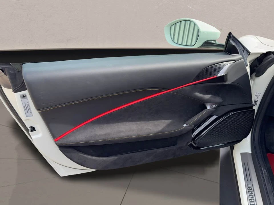 2023 Ferrari Roma - Image 9 of 16
