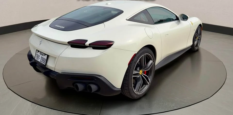 2023 Ferrari Roma - Image 4 of 16
