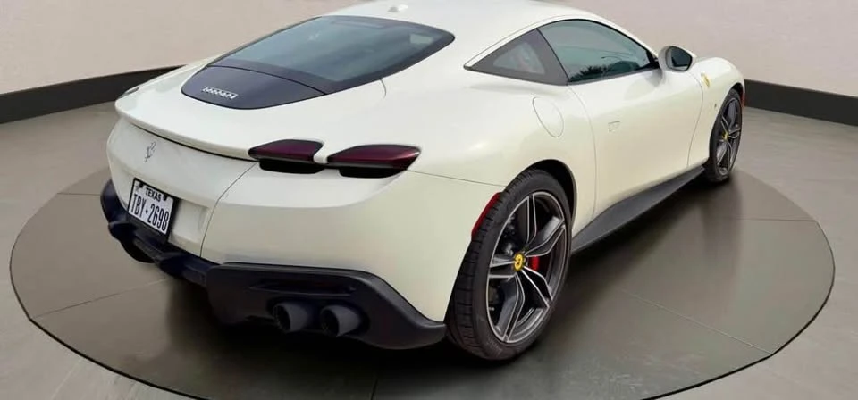 2023 Ferrari Roma - Image 4 of 16