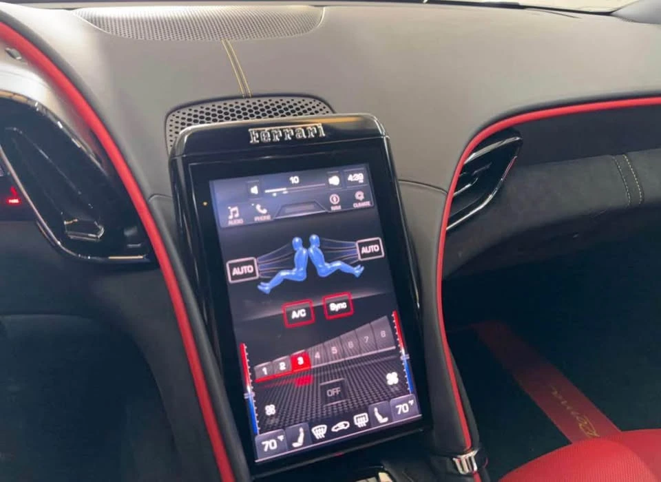2023 Ferrari Roma - Image 14 of 16