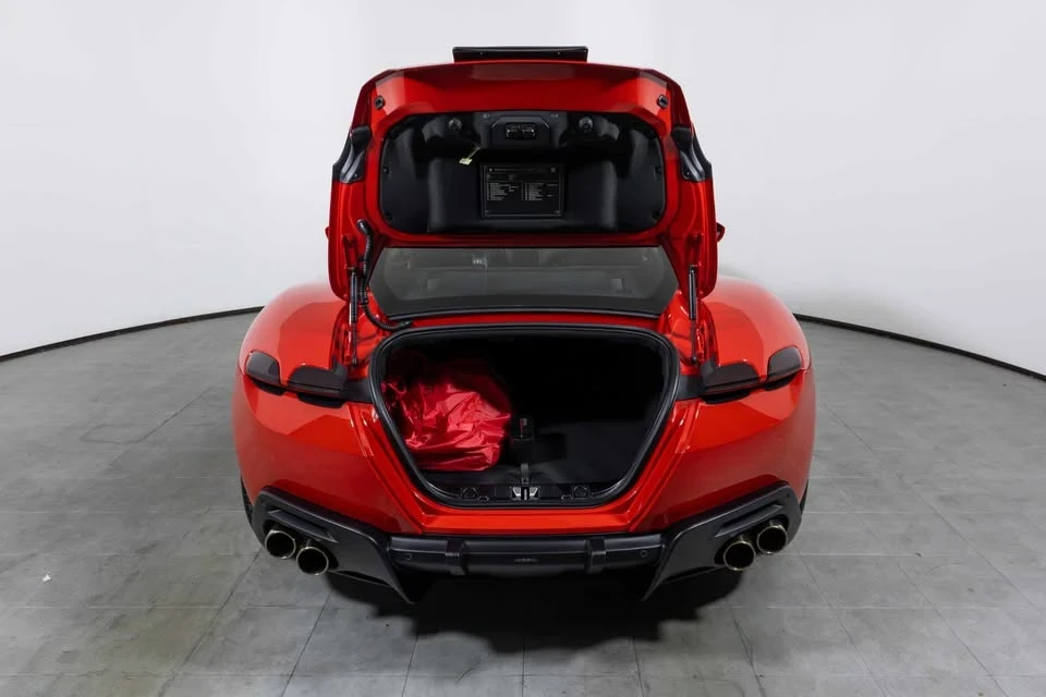 2023 Ferrari Roma - Image 9 of 20