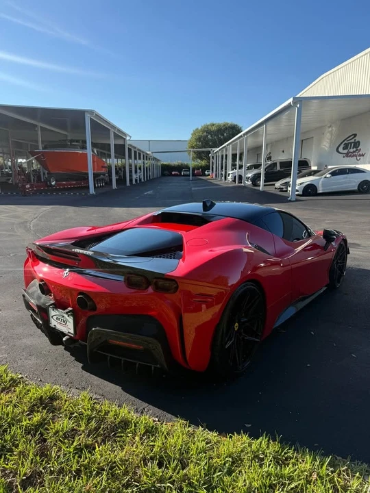 2023 Ferrari SF90 Stradale - Image 7 of 8