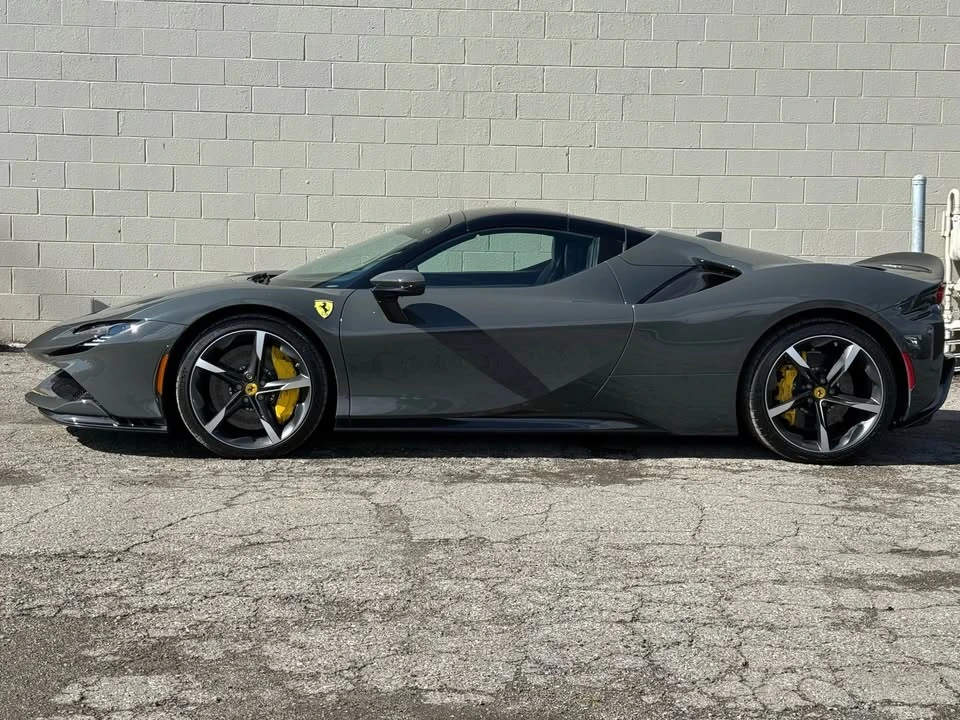 2023 Ferrari SF90 Stradale - Image 9 of 20