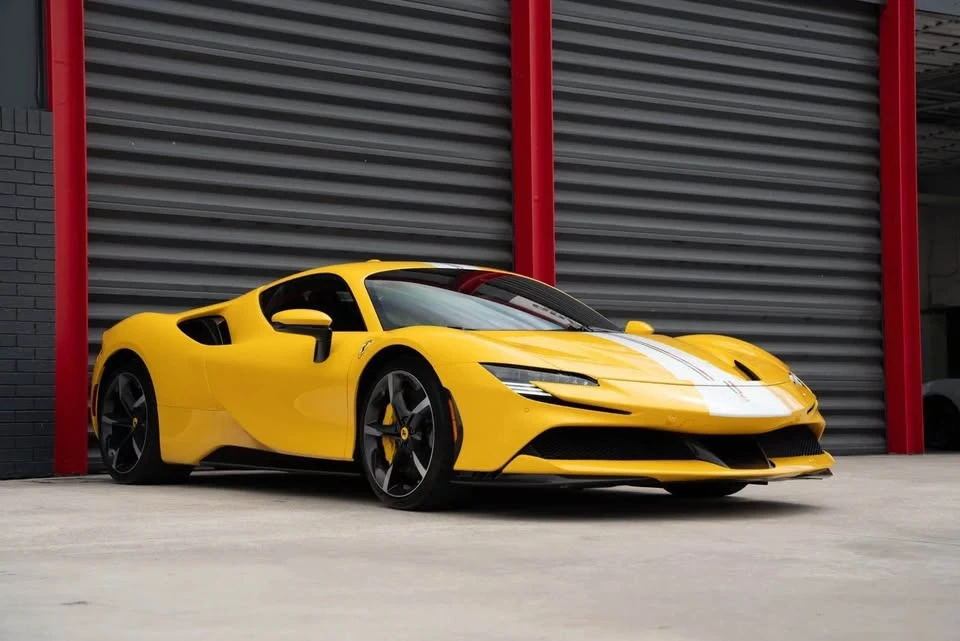 2023 Ferrari SF90 Stradale - Image 7 of 18