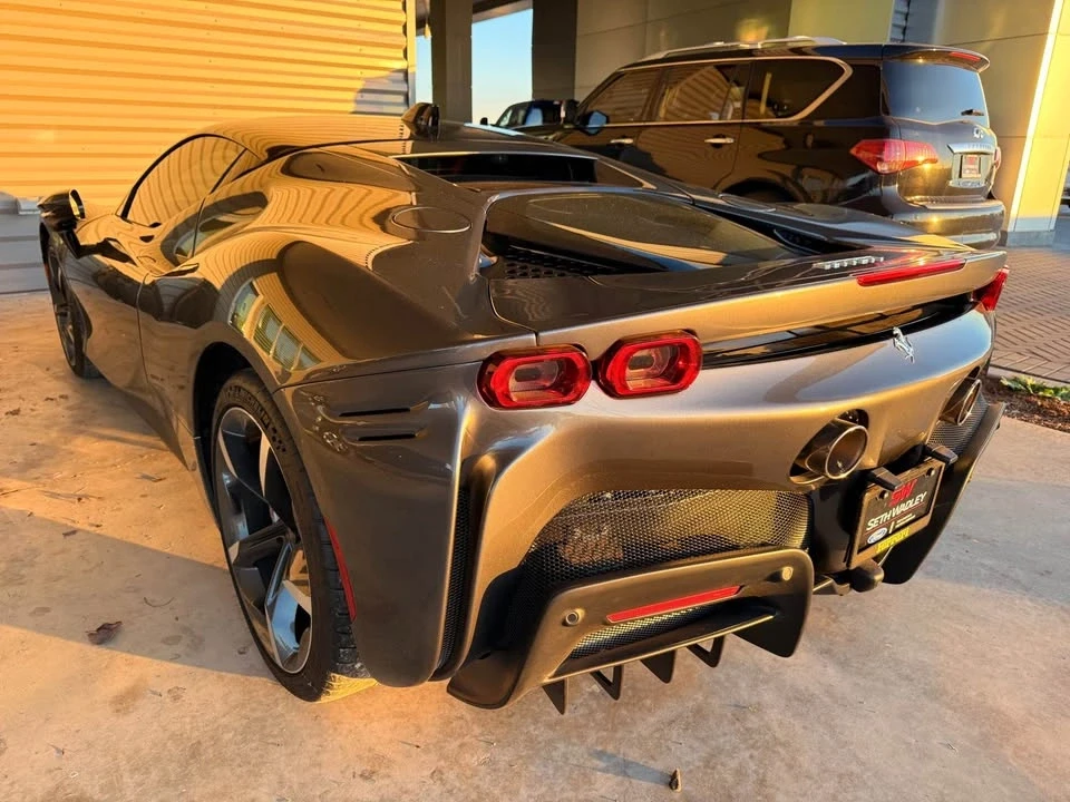 2023 Ferrari SF90 Stradale - Image 7 of 20