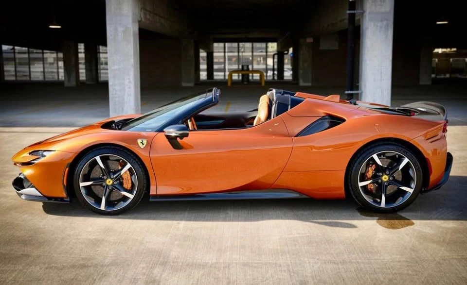 2023 Ferrari SF90 Stradale - Image 7 of 19