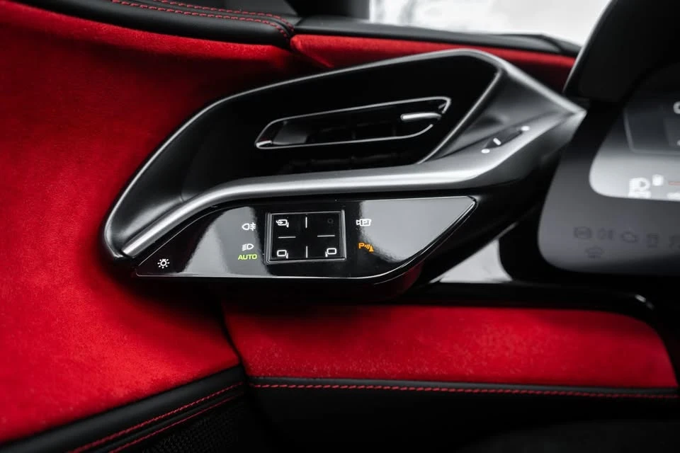 2023 Ferrari SF90 Spider - Image 12 of 20