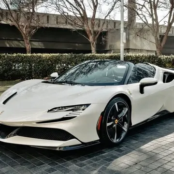 2023 Ferrari SF90 Spider Assetto Fiorano