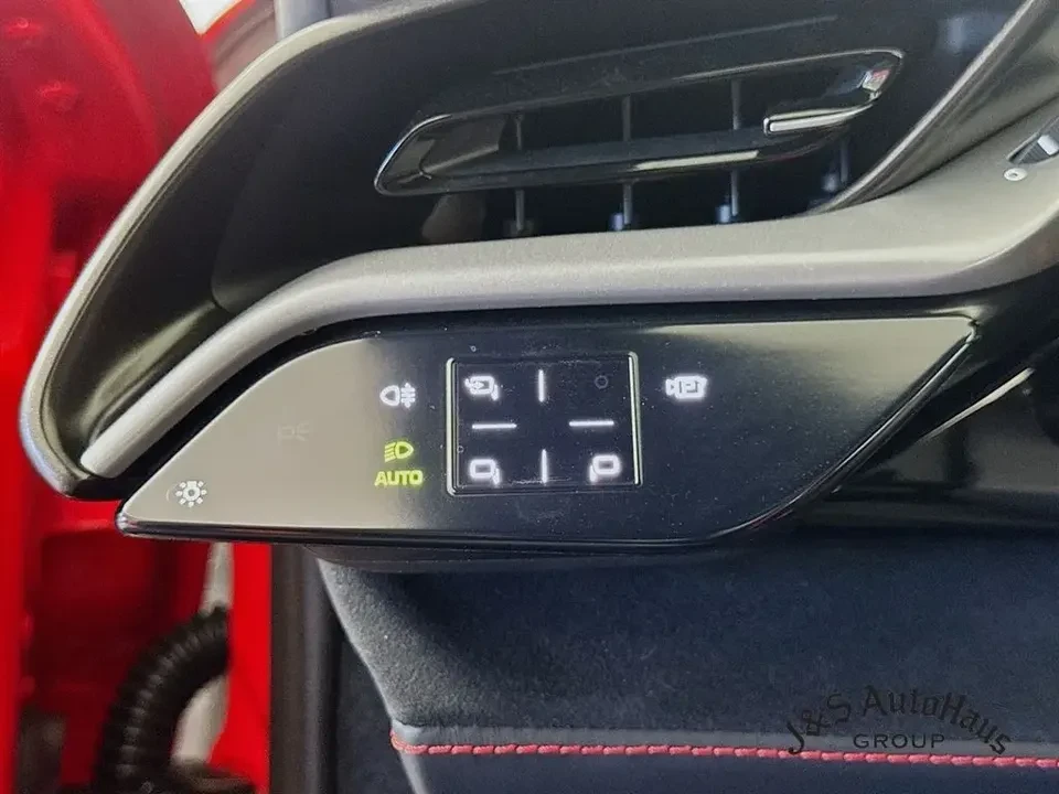 2023 Ferrari SF90 Stradale - Image 11 of 20