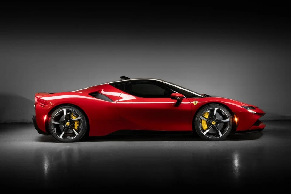 2023 Ferrari SF90 Stradale - Image 4 of 14