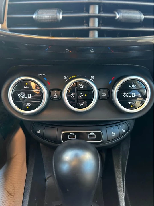 2023 Fiat 500 - Image 17 of 20